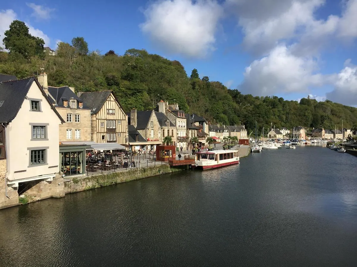 Le Logis De La Cour De Bretagne Au Port De Dinan Lanvallay Апартаменты