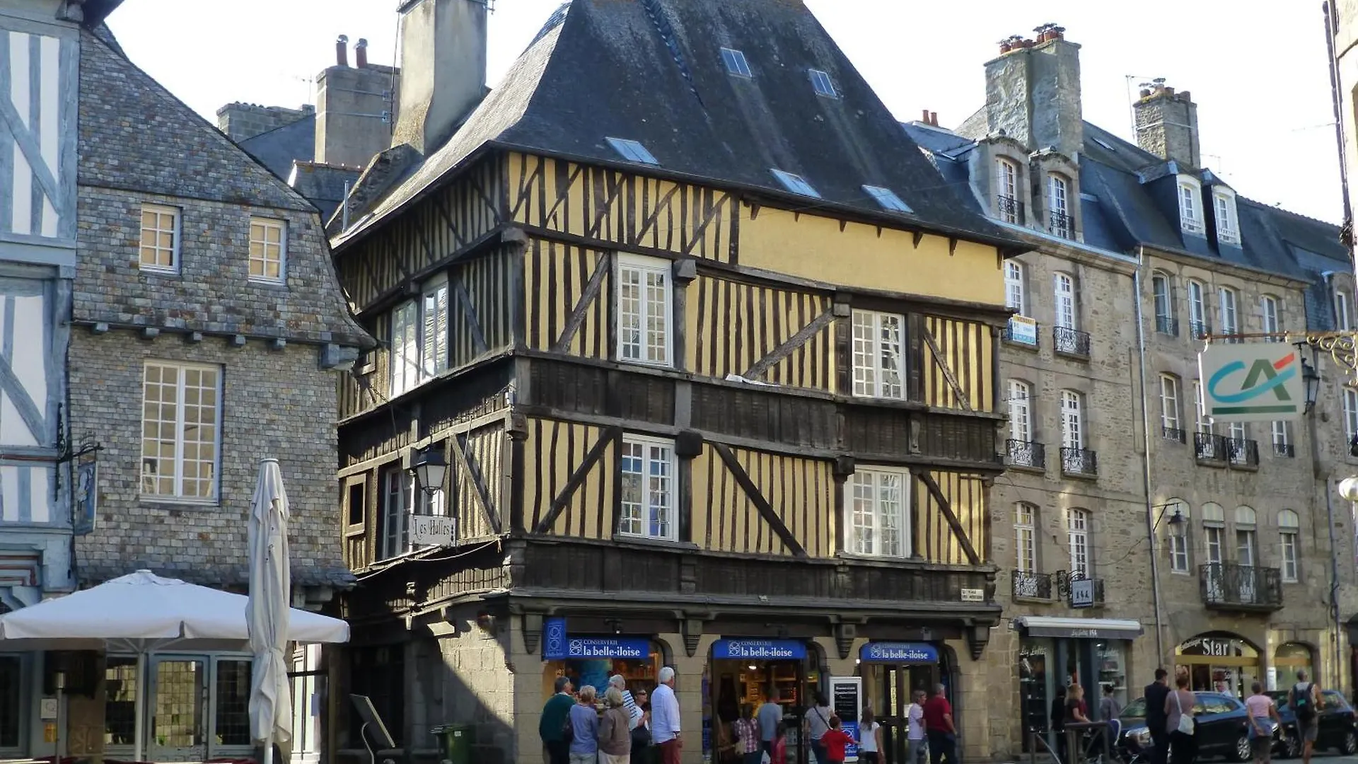 Apartment Le Logis De La Cour De Bretagne Au Port De Dinan Lanvallay